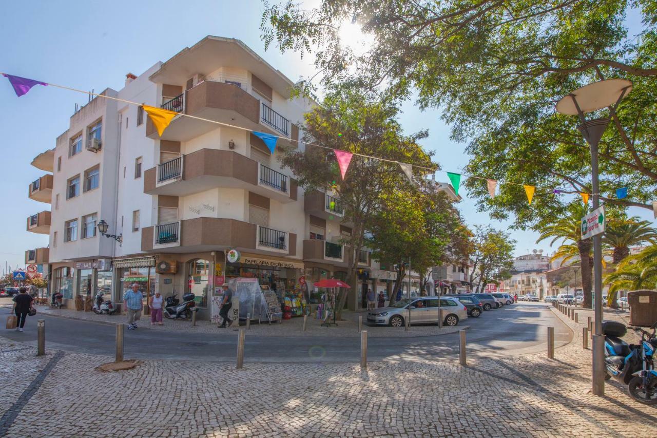 B45 - Main Avenue 2 Bed Apartment Lagos Exterior photo